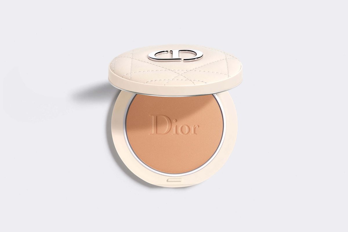 Dior-Forever-Bronzer-Powder-Compact-002