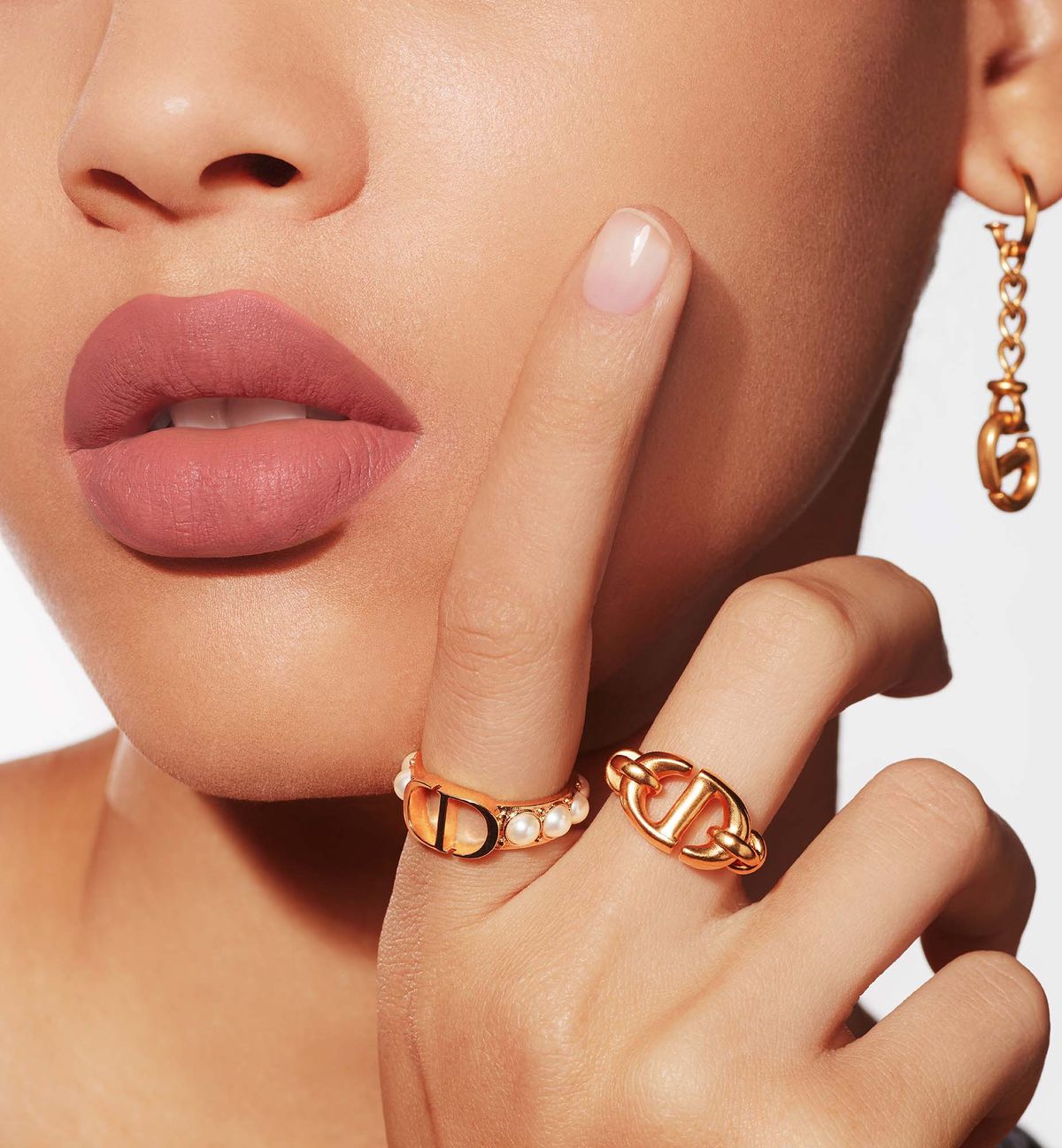 Rouge-Dior-Forever-100-Forever-Nude-Look-05