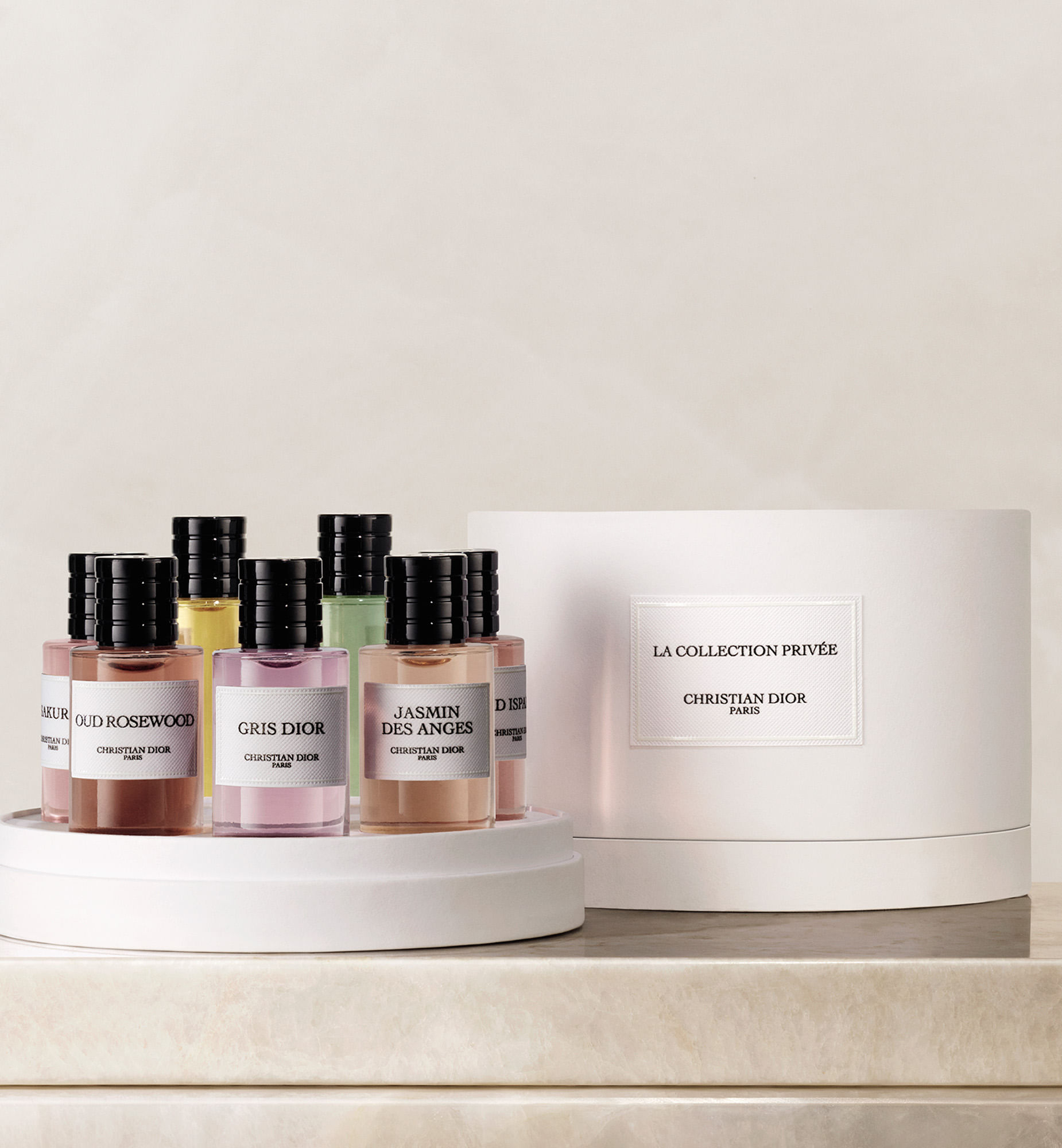 Cofre 8 miniaturas de perfume La Collection Privée - DIOR CL