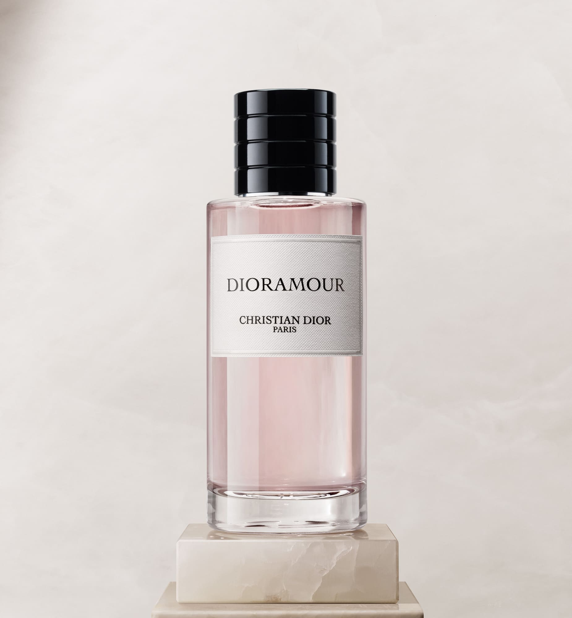 Dioramour