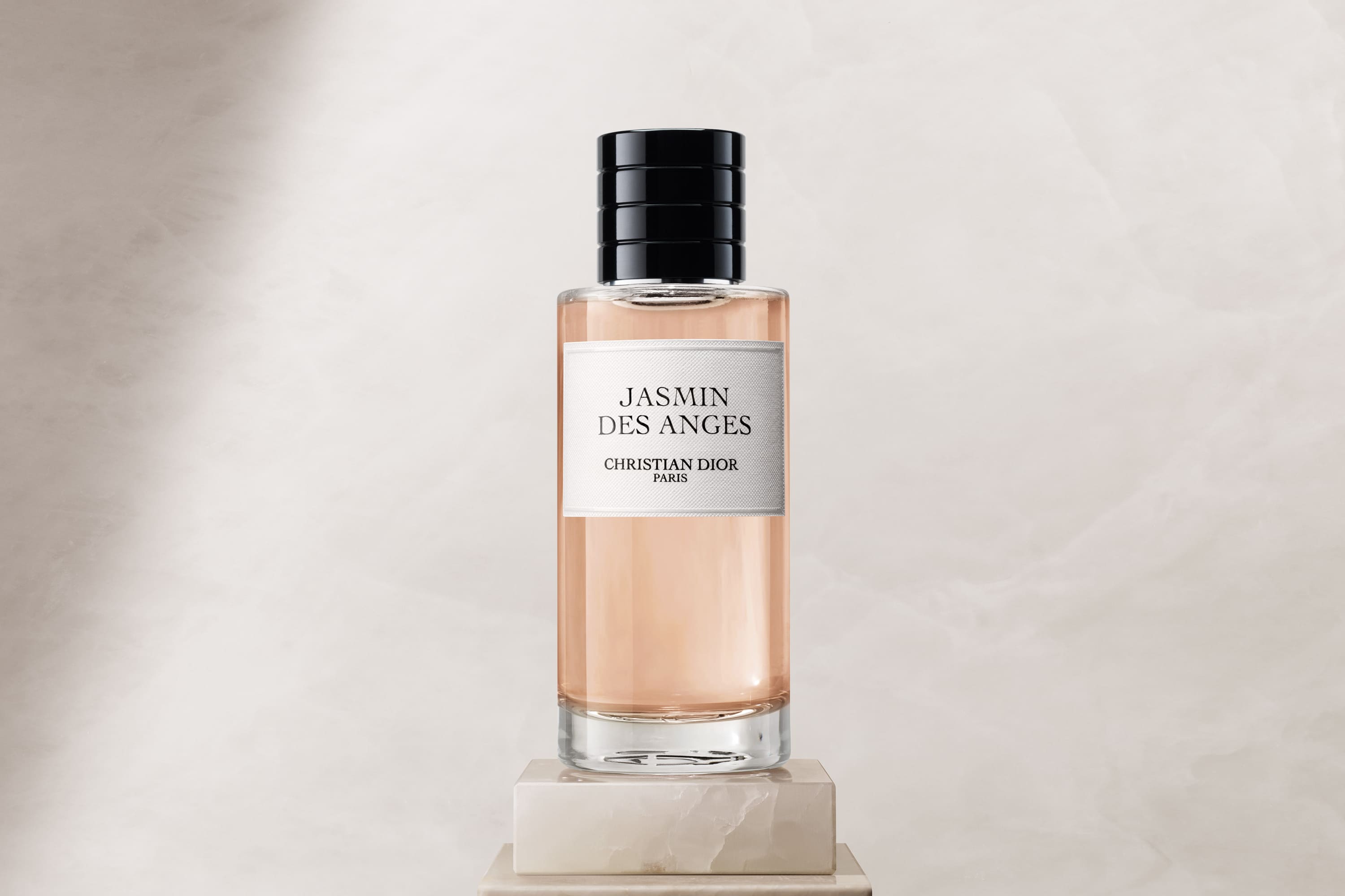 Jasmin des Anges: eau de parfum unisex floral y afrutada - DIOR CL